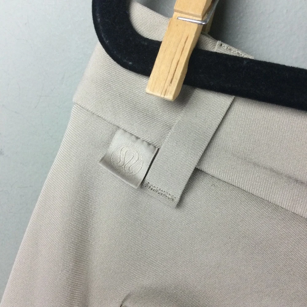 Lululemon ABC Classic Fit 28” Warpstreme Trench Khaki Trouser Size 34